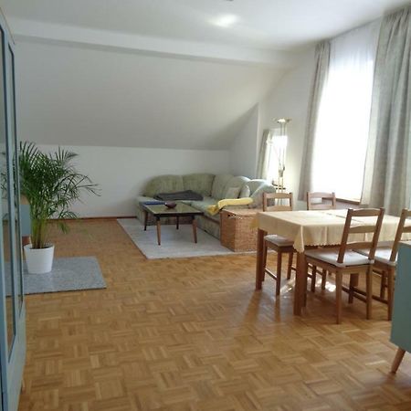 Leipzig-Suedwest Apartment Exterior photo